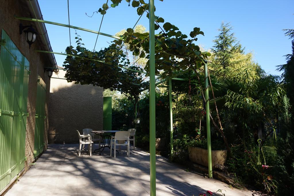 Villa La Marpierre Mondragon Екстер'єр фото